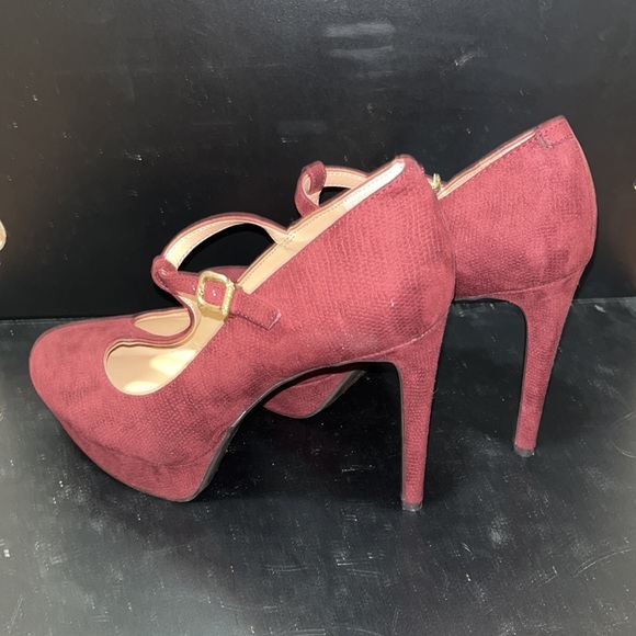 Stiletto Gianni Bini Maroon - Picture 5 of 9